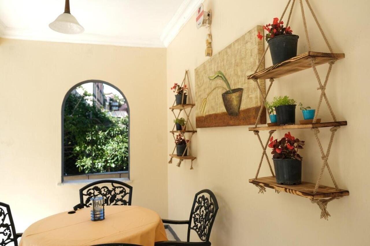 בלדיבי Kromer Garden Hotel מראה חיצוני תמונה